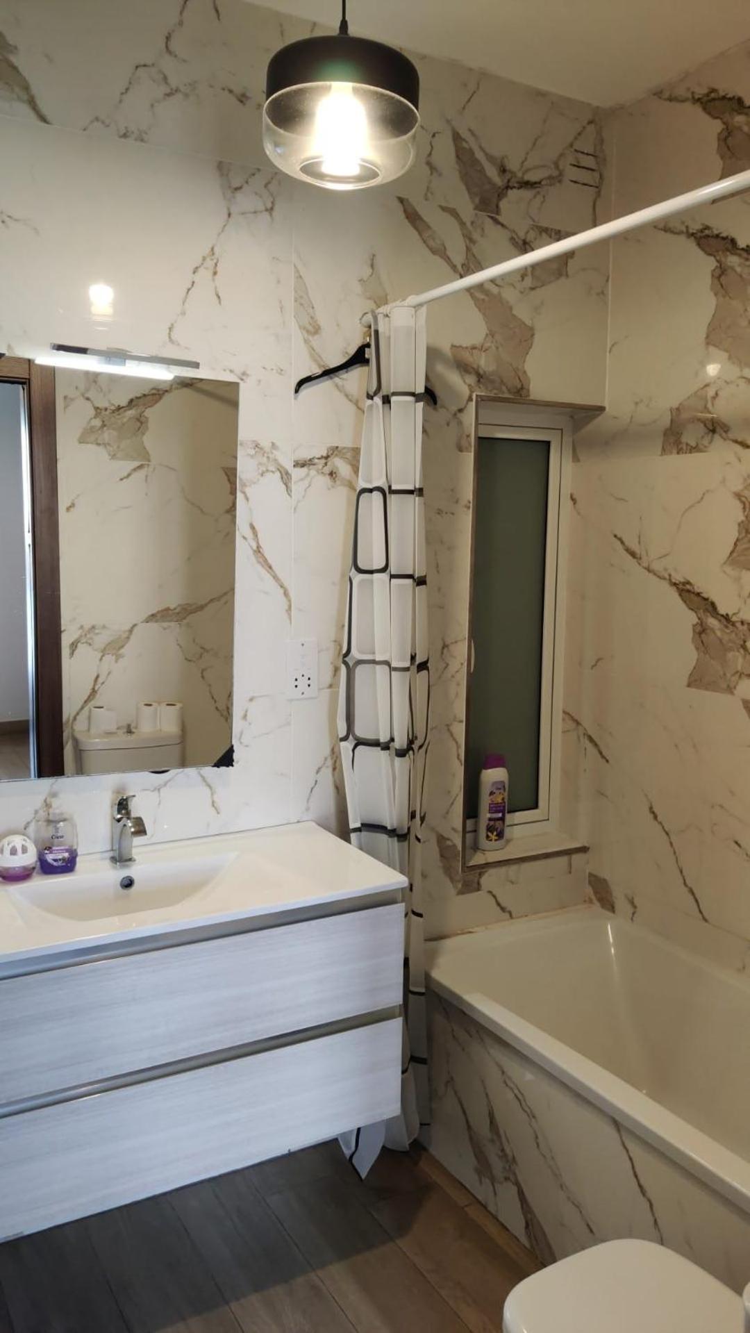 Airport Accommodation Bedroom With Bathroom Self Check In And Self Check Out Air-Condition Included Mqabba Kültér fotó